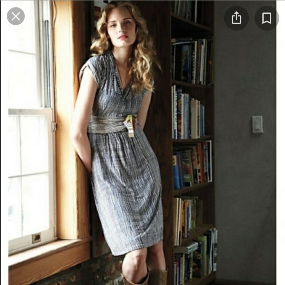 Deletta Wavering Grid Dress